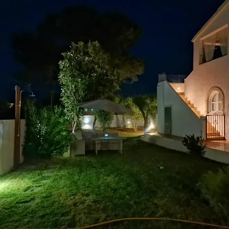 Sirios Apartment *
